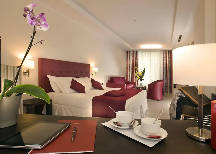 Cardinal St. Peter Otel 4*