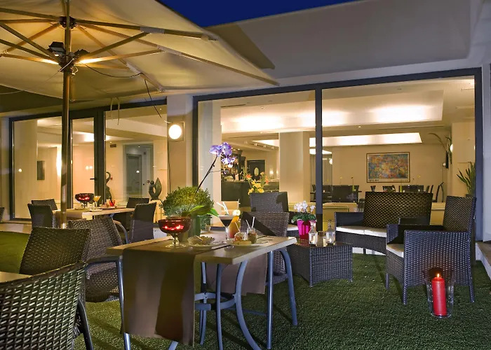 Otel Cardinal St. Peter