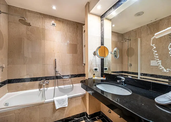 Otel Cardinal St. Peter 4*