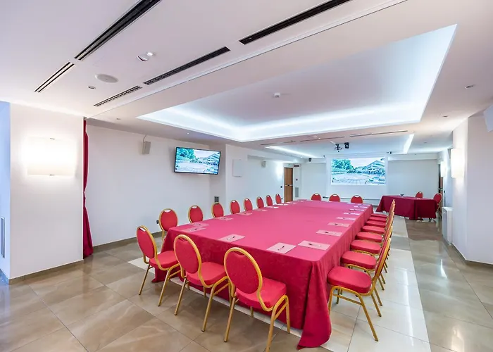 Otel Cardinal St. Peter