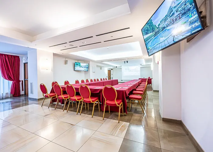 Cardinal St. Peter Otel 4*