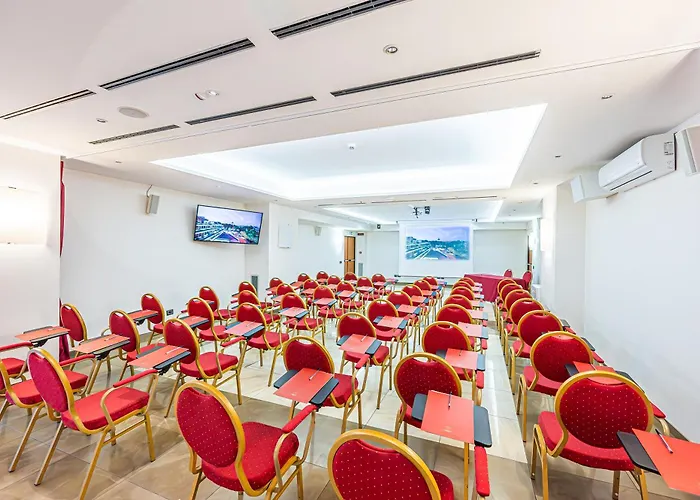 Cardinal St. Peter 4*